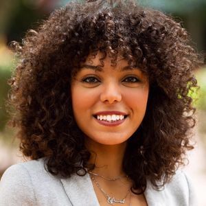 Meet your Posher, Salma